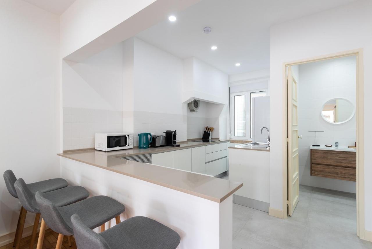 Flh Downtown Central Flat With Balcony Lisbon Luaran gambar