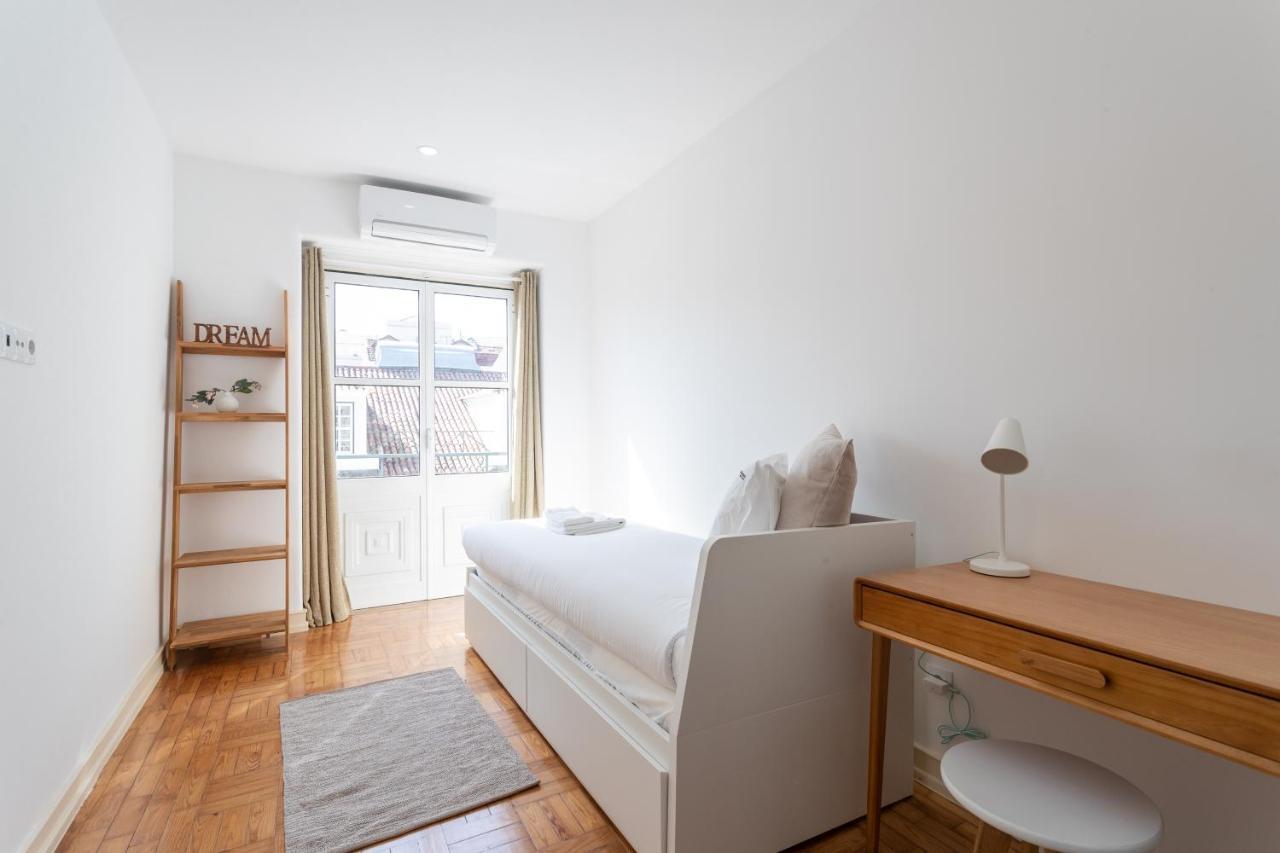 Flh Downtown Central Flat With Balcony Lisbon Luaran gambar
