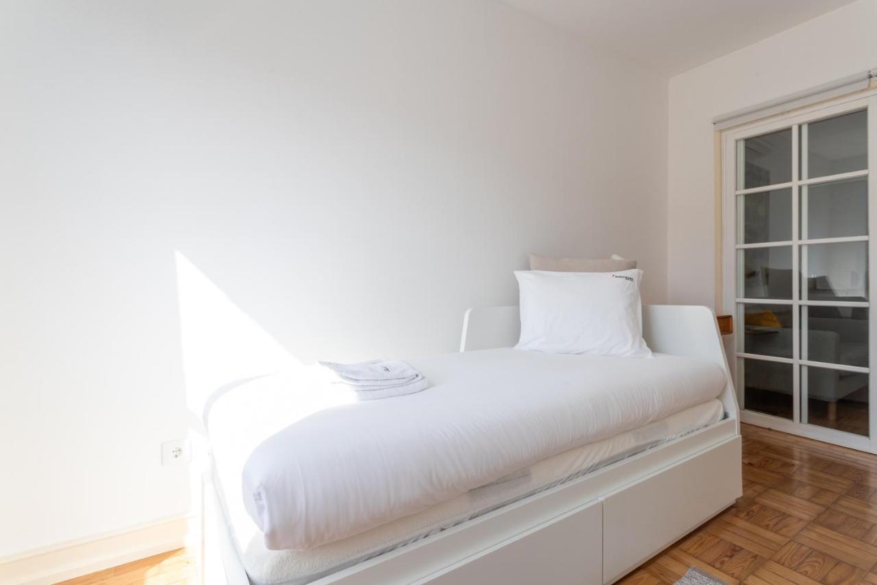 Flh Downtown Central Flat With Balcony Lisbon Luaran gambar