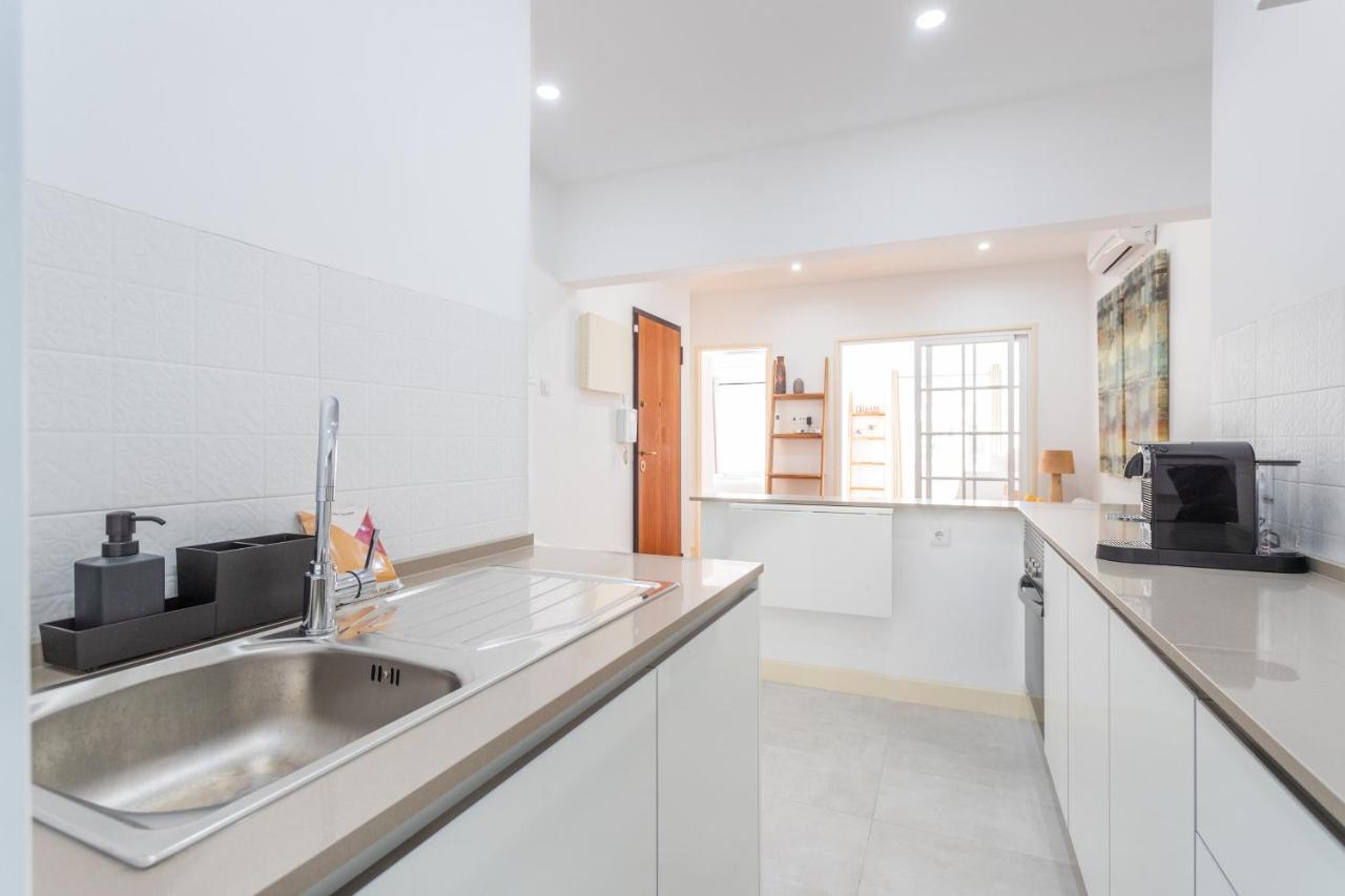 Flh Downtown Central Flat With Balcony Lisbon Luaran gambar